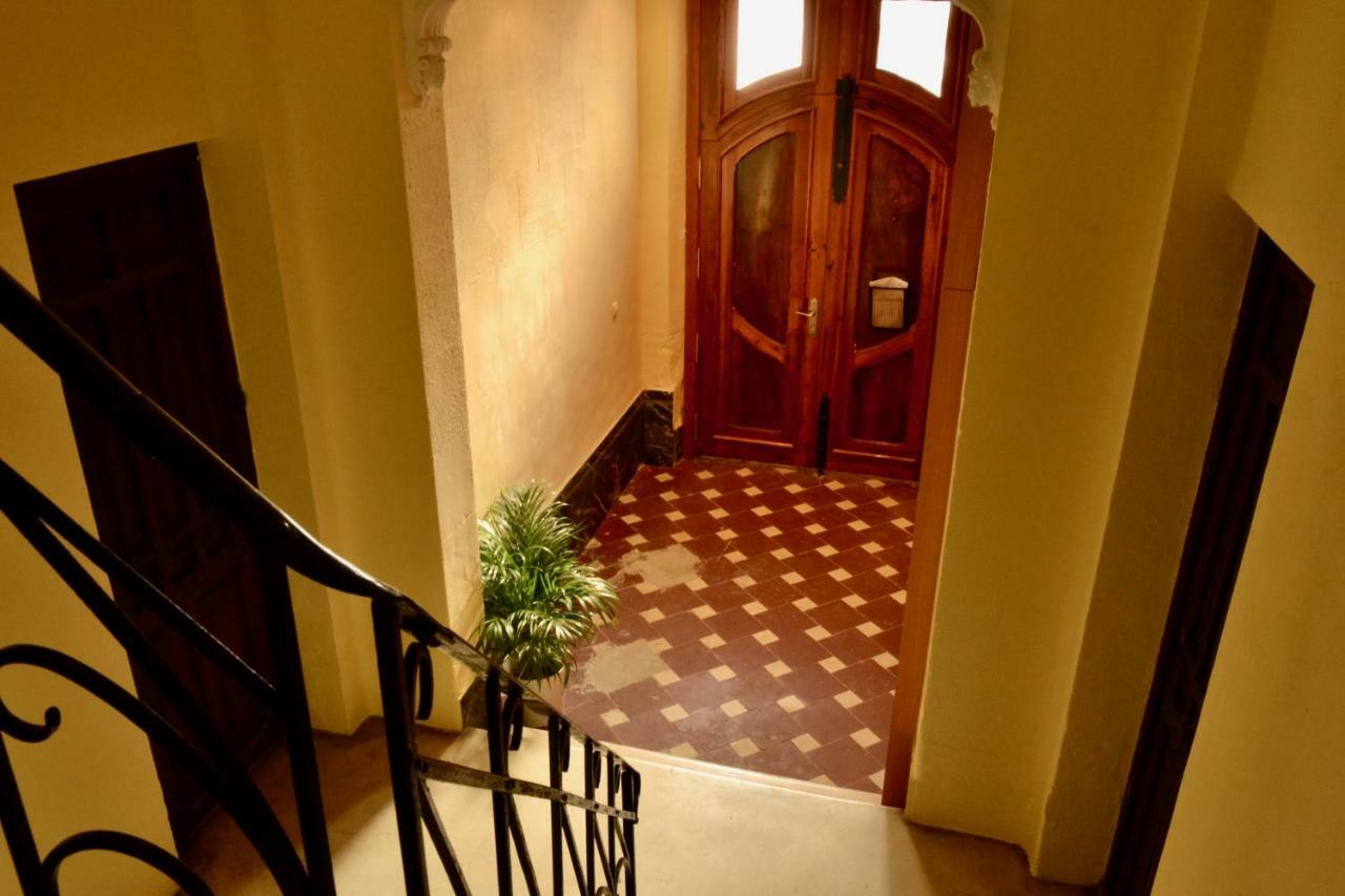 Hola Valencia - Holiday Apartments エクステリア 写真