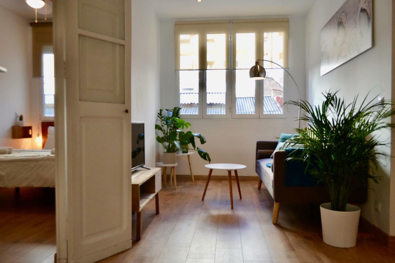 Hola Valencia - Holiday Apartments エクステリア 写真
